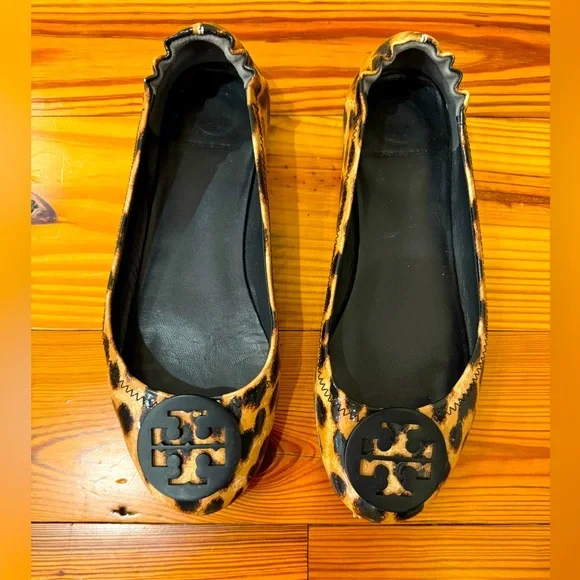 Tory Burch Classic Minnie Flats Leopard 🐆 Print, Round toed - Picture 1 of 3